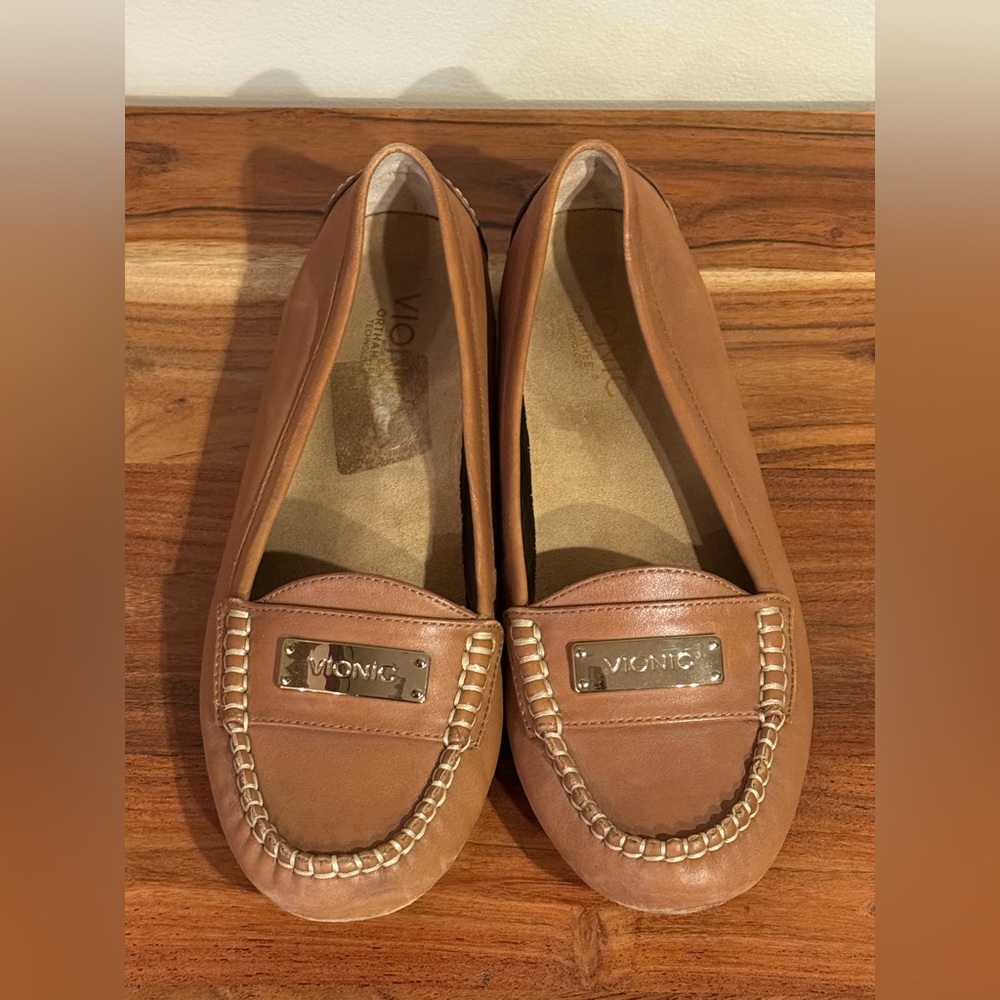 Vionic Women's Brown Leather Loafers Size 7